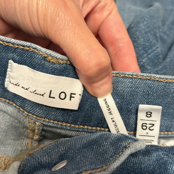 Bundle of 2 pairs of The Loft Sculpt Jeggings. Great condition!Size 29/8 petite - Picture 5 of 11